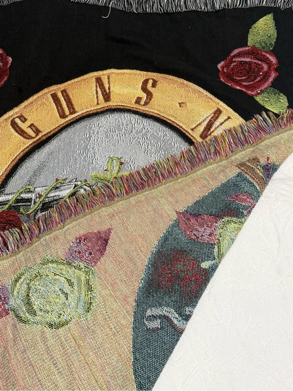VTG Guns N Roses Woven Tapestry Wall Hanging HTF Rose Rock Decor 55x45 EUC AFD